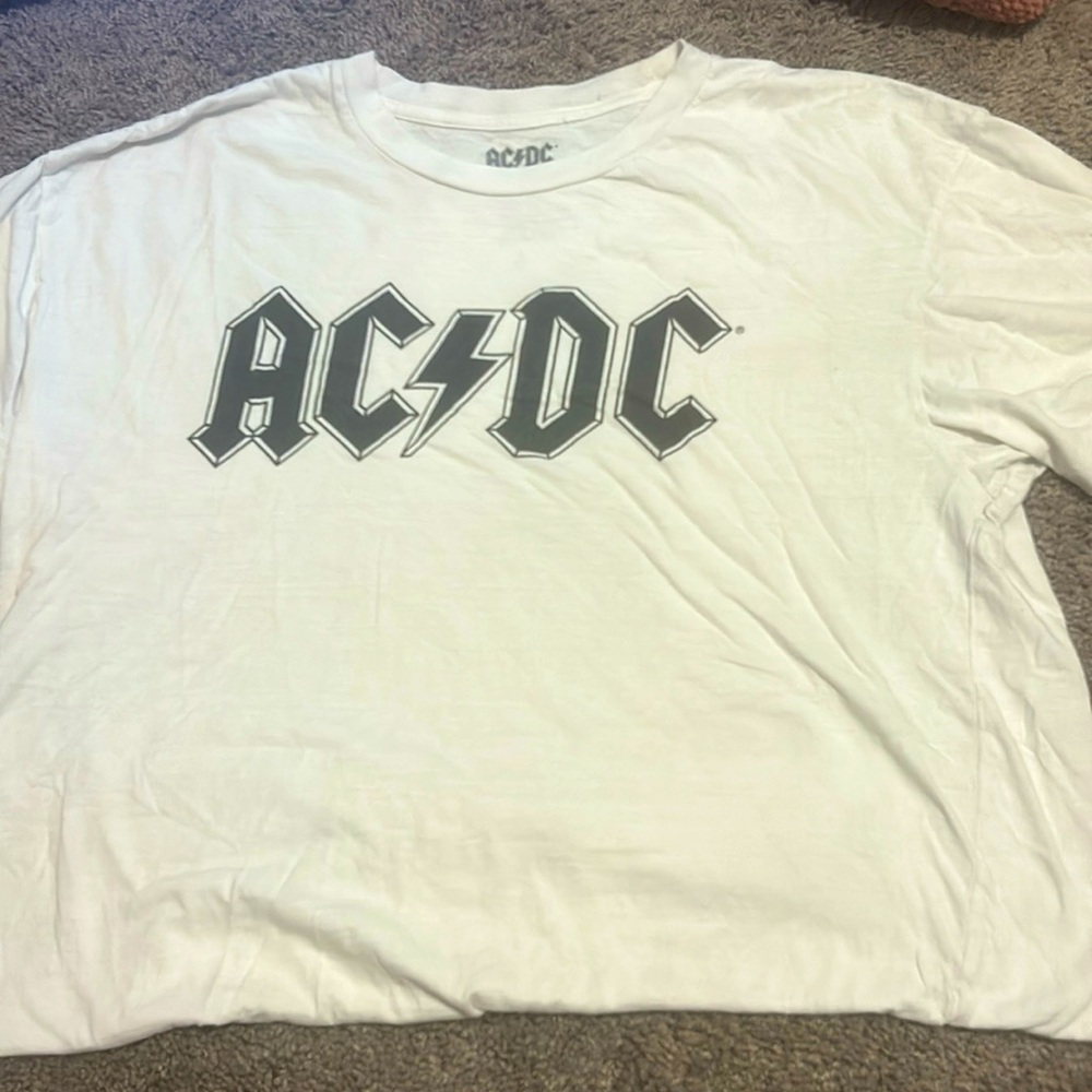 ✨White AC/DC tee✨